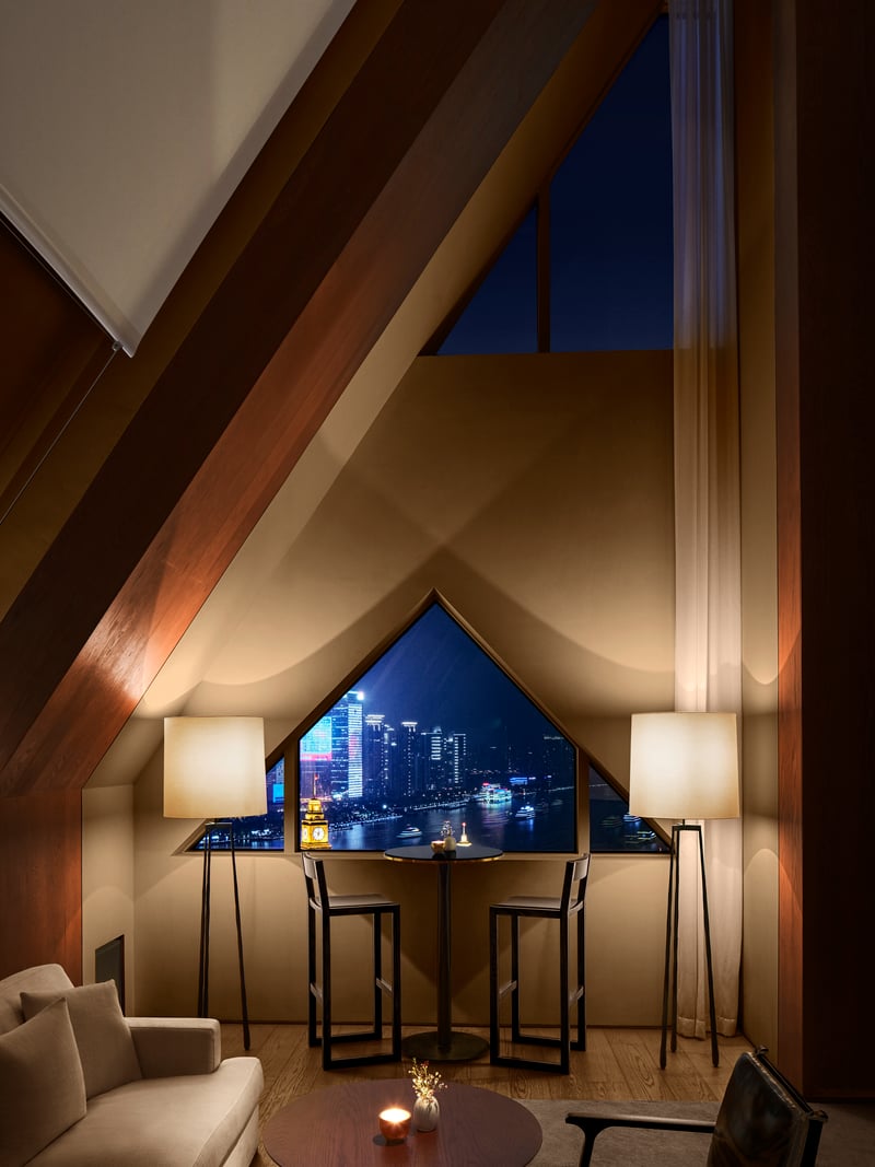 © YONE Restaurant & Bar