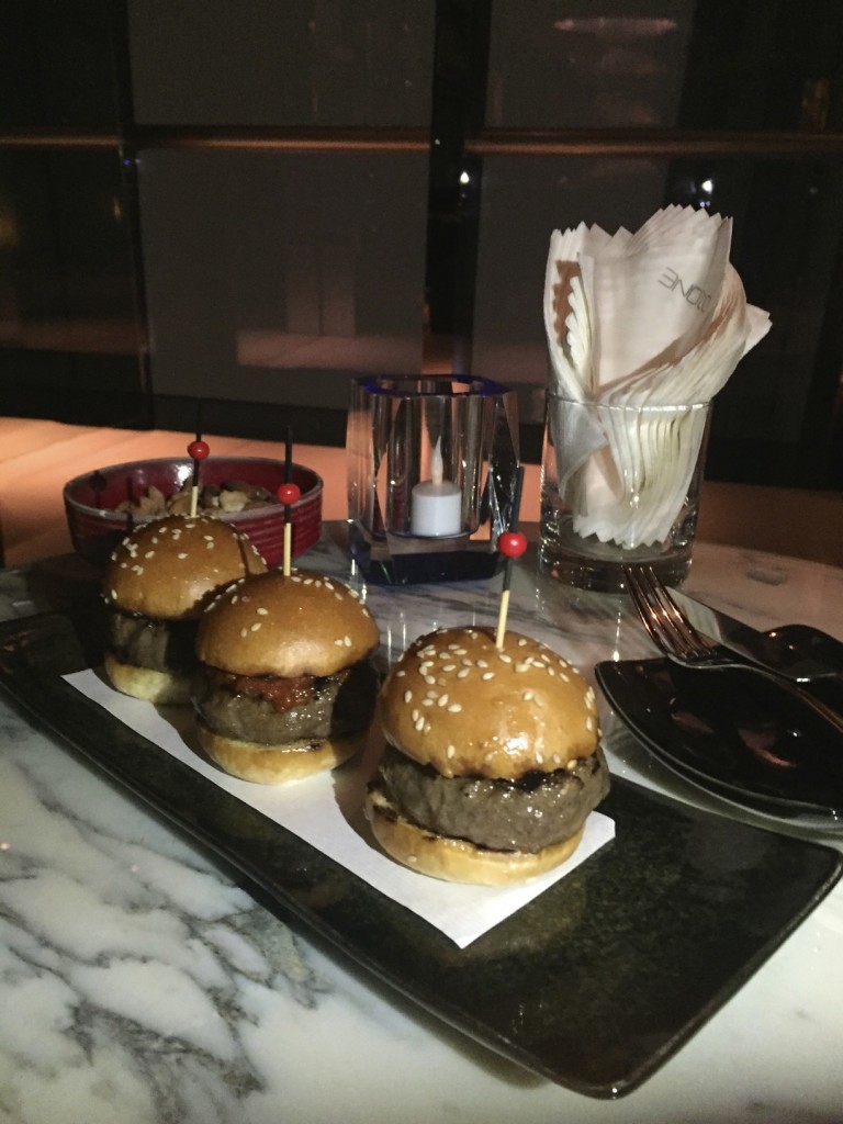 Des tapas au top : burgers au boeuf wagyu