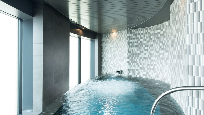 @Conrad Osaka