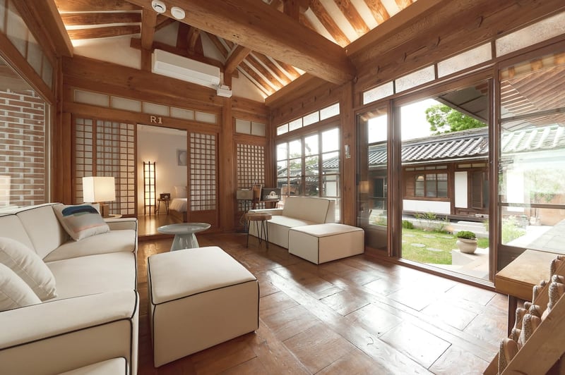 Le plus grand hanok entier de Séoul : Château Anguk
