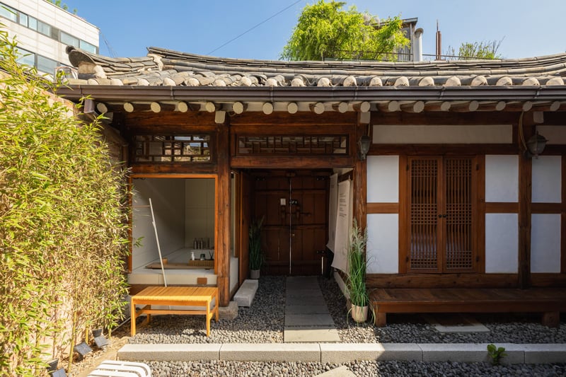 @Signature_Classic / Station Gyeongbokgung / Entire Hanok