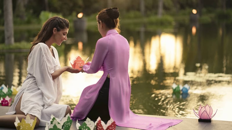 The “Goodnight kiss to the earth” ceremony (© Four Seasons)