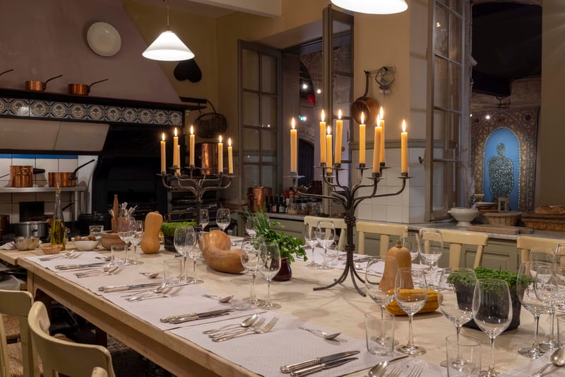 @La Mirande