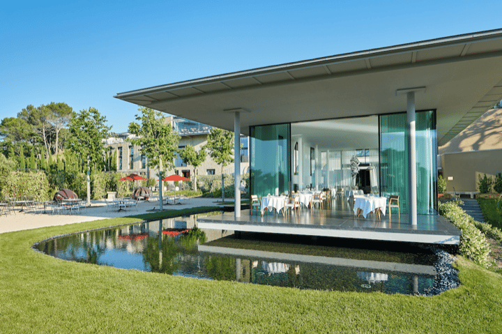 © La Villa La Coste