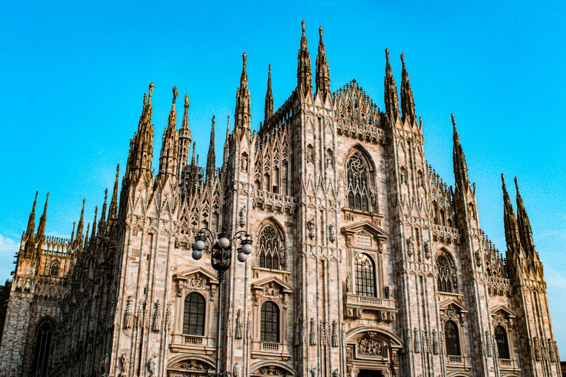 Milan Travel Guide: Best Hotels, Restaurants & Experiences
