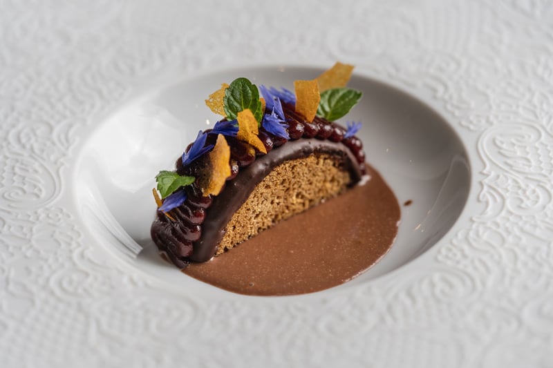 © H15 Luxury Palace