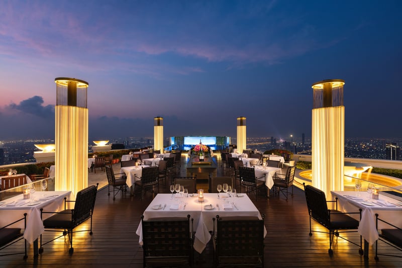 © Tower Club at Lebua